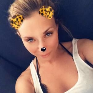 Meet your Posher, Magdalena